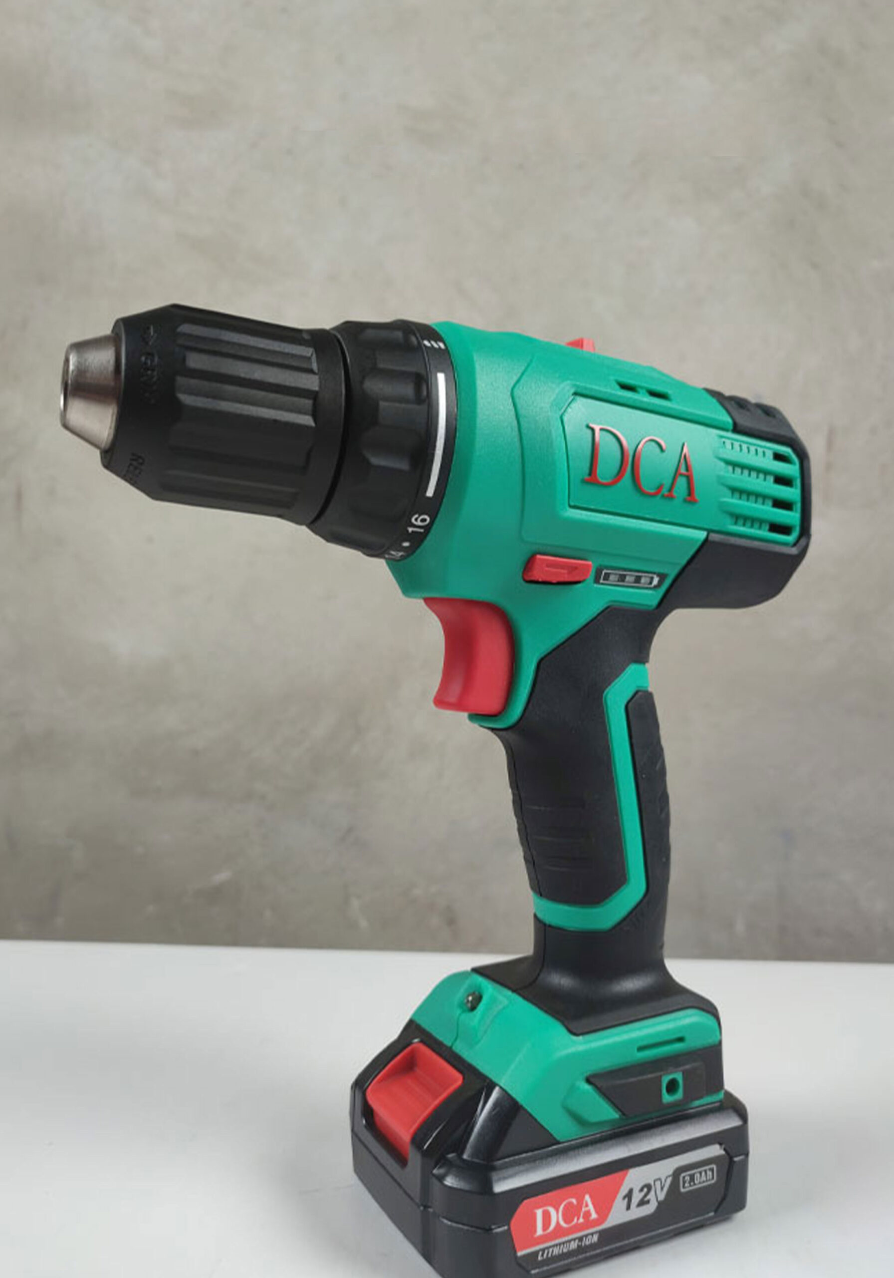 اریا-ابزار---تفاوت-سه-نظام-اتومات-و-سه-نظام-آچاری